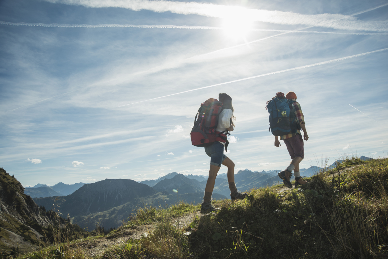 Steven Rindner: The Health Benefits of Hiking